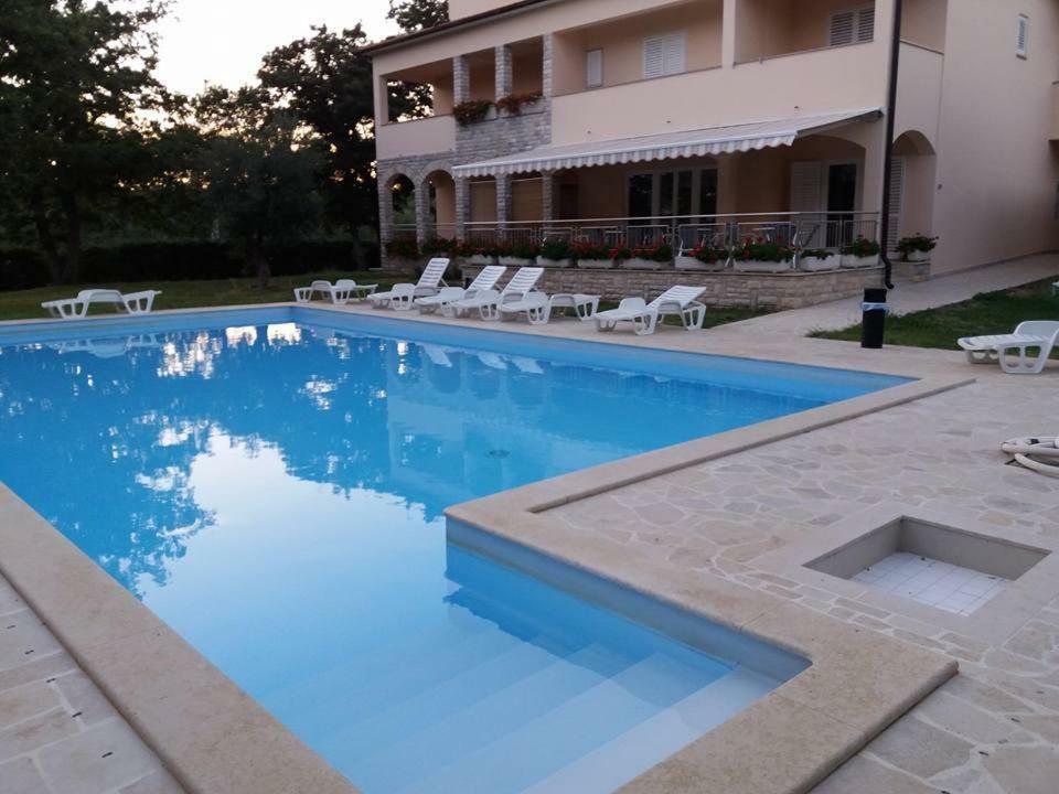 Pansion Oliva Ξενοδοχείο Krnica Εξωτερικό φωτογραφία